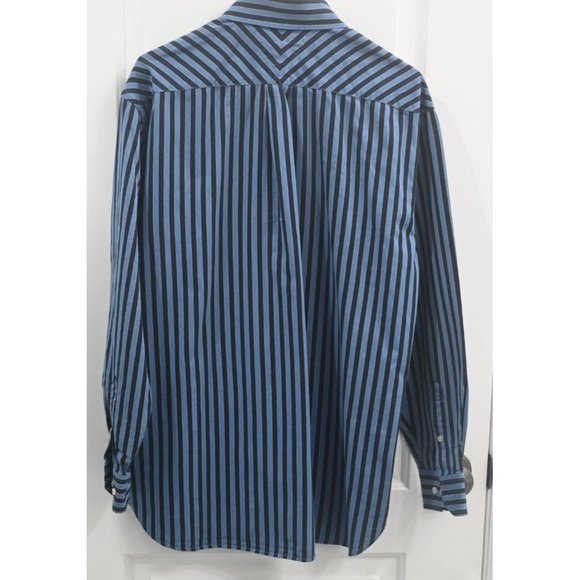 Tommy Hilfiger Men's Dress Shirt Size Medium - Picture 2 of 2